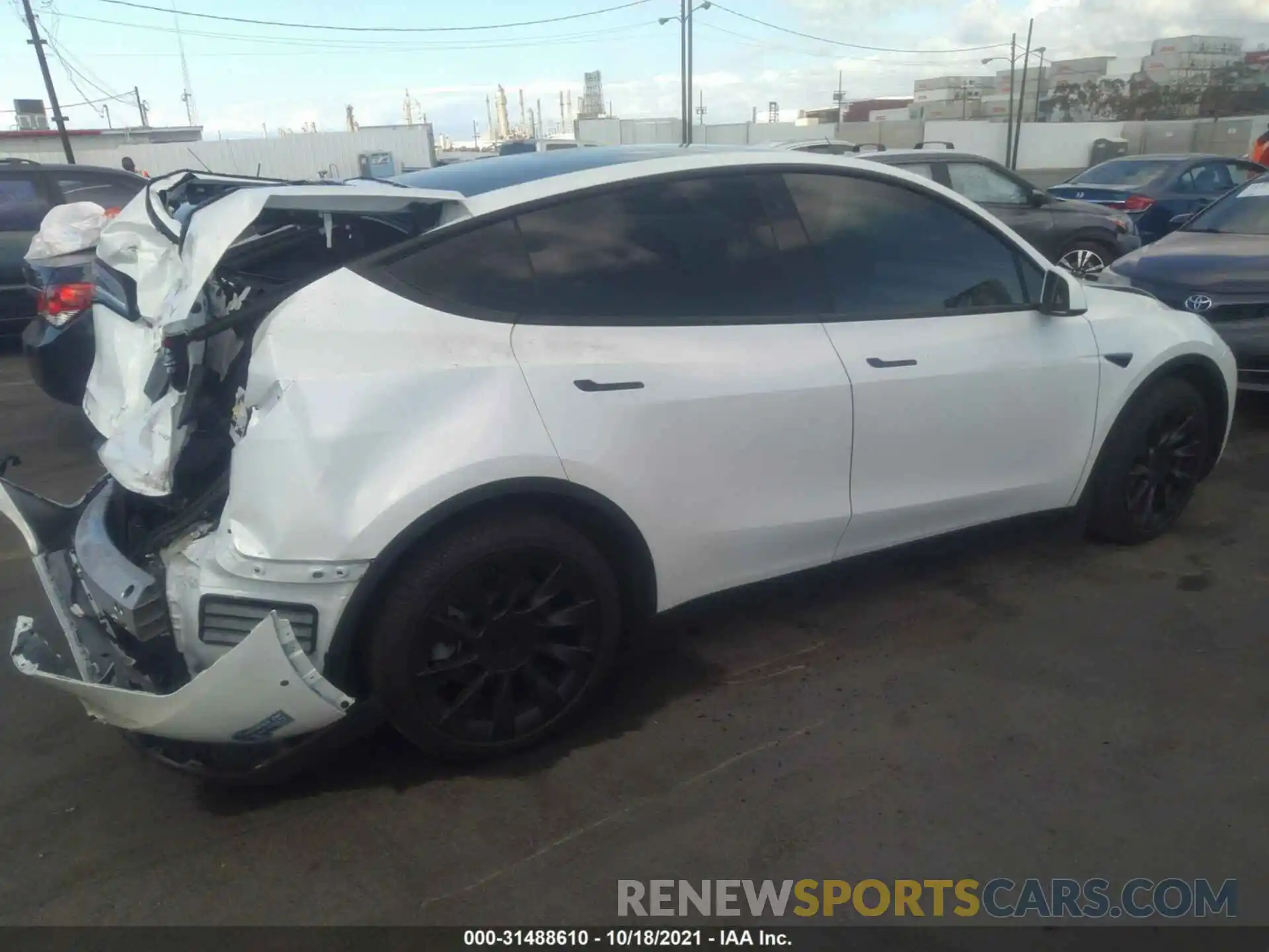 4 Photograph of a damaged car 5YJYGDEE4MF061966 TESLA MODEL Y 2021