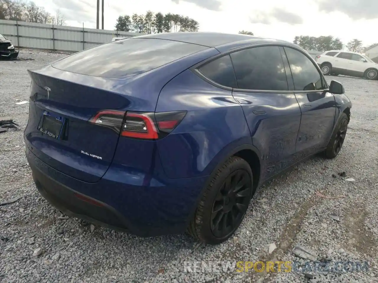 4 Фотография поврежденного автомобиля 5YJYGDEE4MF062485 TESLA MODEL Y 2021