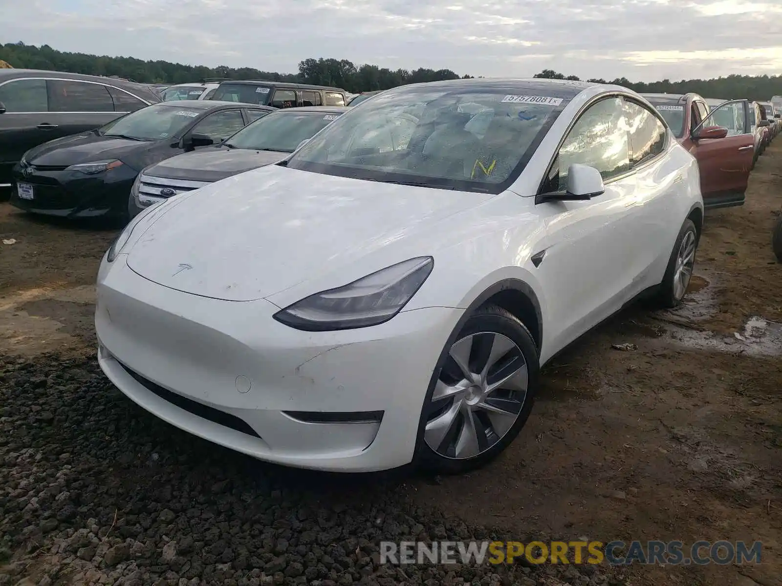 2 Photograph of a damaged car 5YJYGDEE4MF064477 TESLA MODEL Y 2021