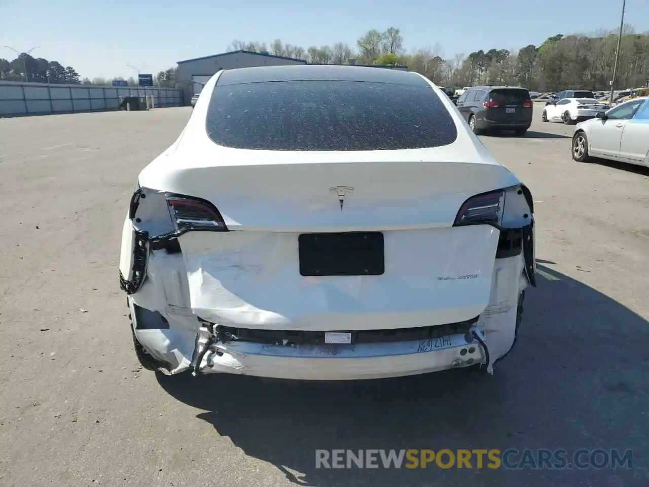 6 Photograph of a damaged car 5YJYGDEE4MF068397 TESLA MODEL Y 2021