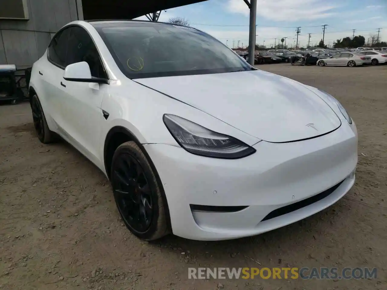 1 Photograph of a damaged car 5YJYGDEE4MF076953 TESLA MODEL Y 2021