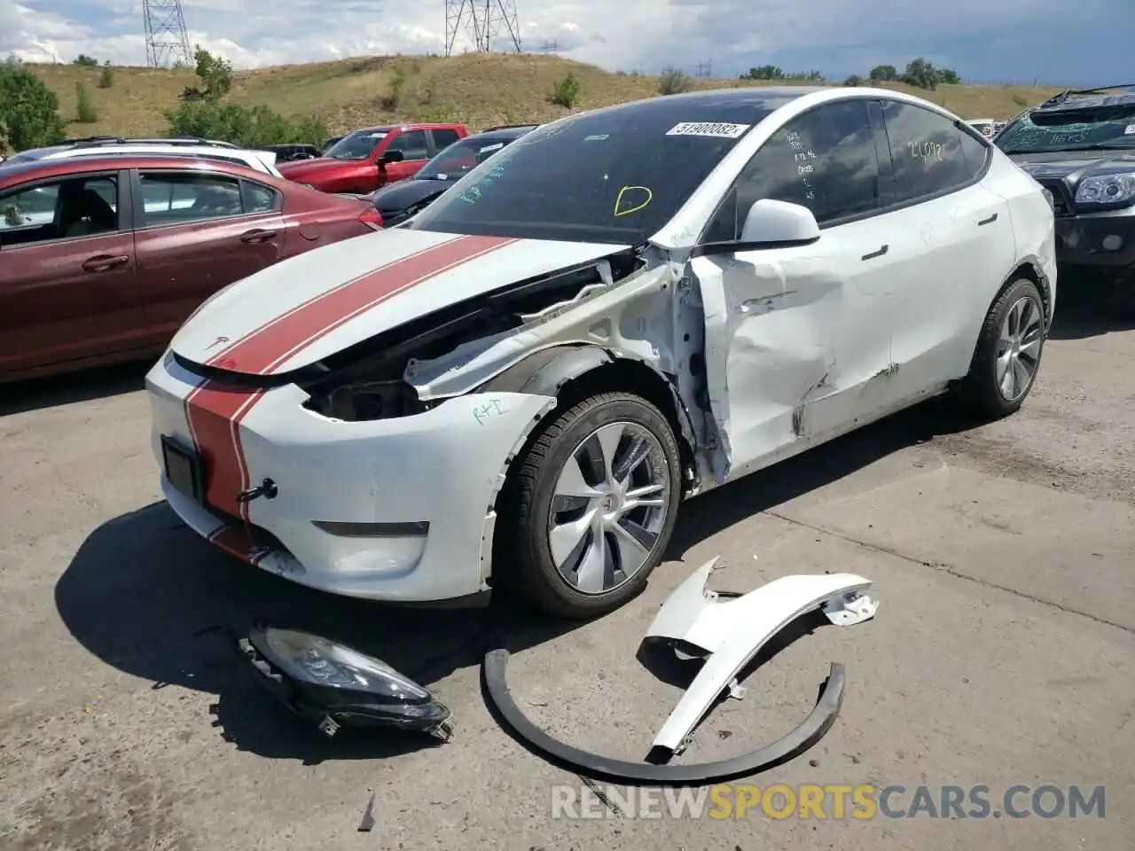 2 Photograph of a damaged car 5YJYGDEE4MF079898 TESLA MODEL Y 2021