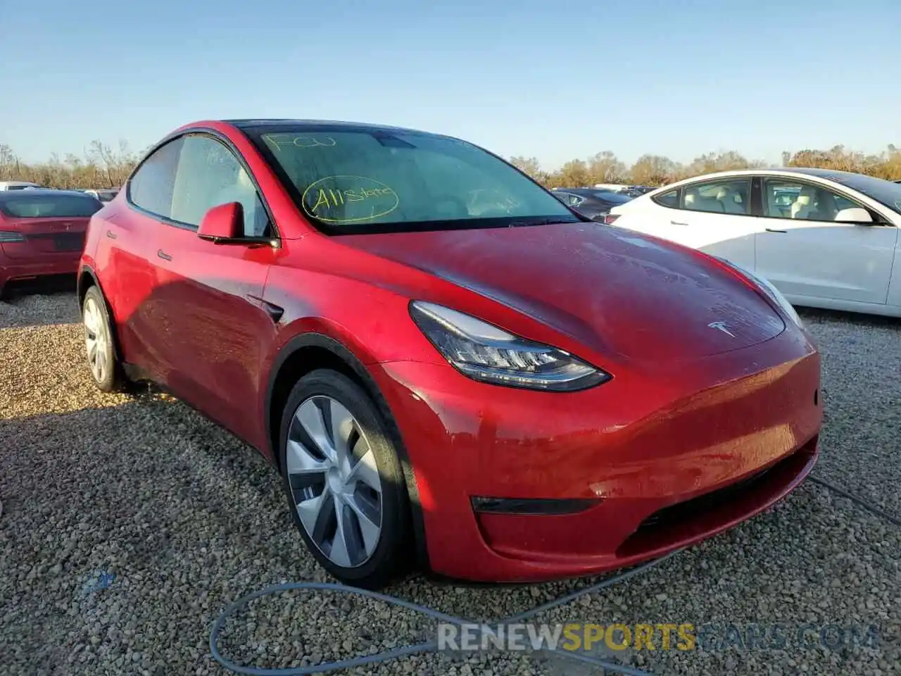 1 Photograph of a damaged car 5YJYGDEE4MF088763 TESLA MODEL Y 2021