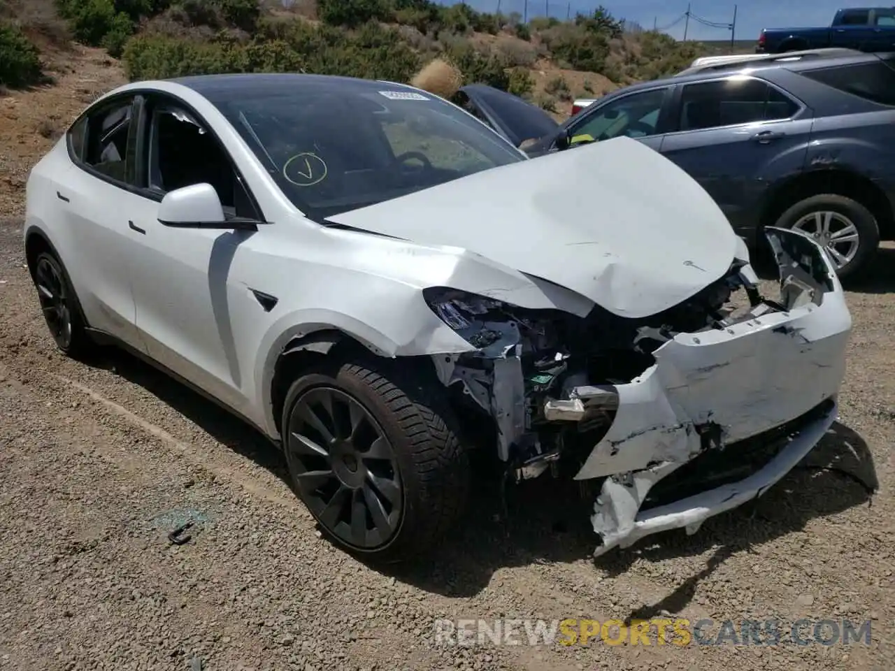 1 Photograph of a damaged car 5YJYGDEE4MF090660 TESLA MODEL Y 2021