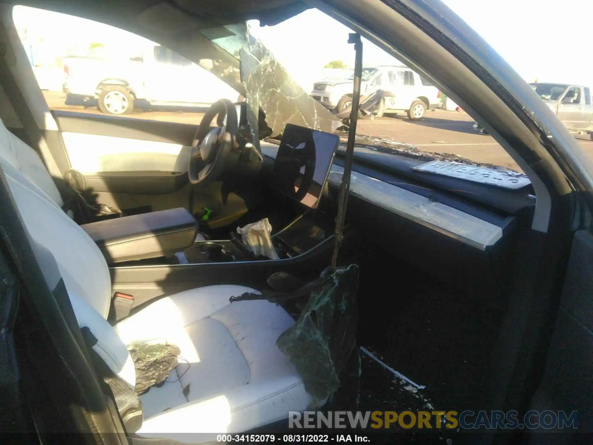 5 Photograph of a damaged car 5YJYGDEE4MF093087 TESLA MODEL Y 2021