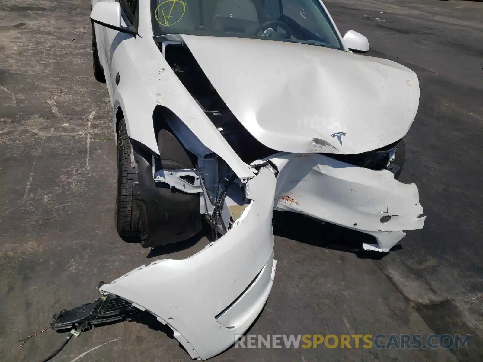 9 Photograph of a damaged car 5YJYGDEE4MF096426 TESLA MODEL Y 2021