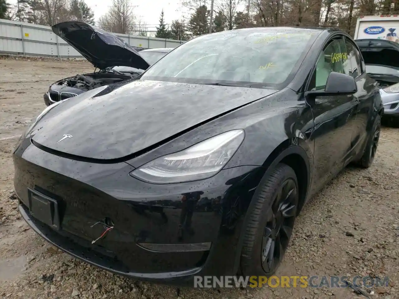 2 Photograph of a damaged car 5YJYGDEE4MF103262 TESLA MODEL Y 2021