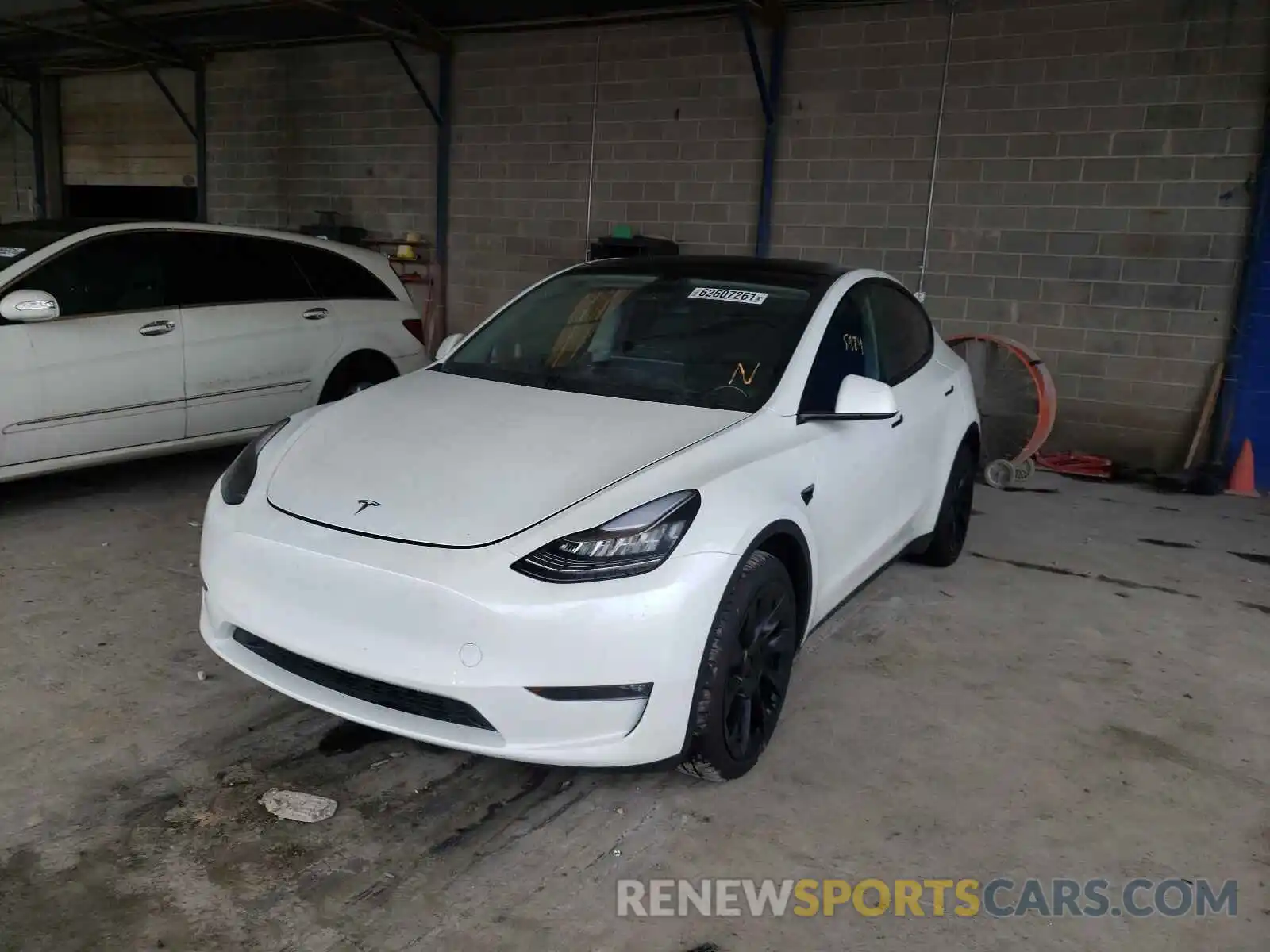 2 Photograph of a damaged car 5YJYGDEE4MF108168 TESLA MODEL Y 2021