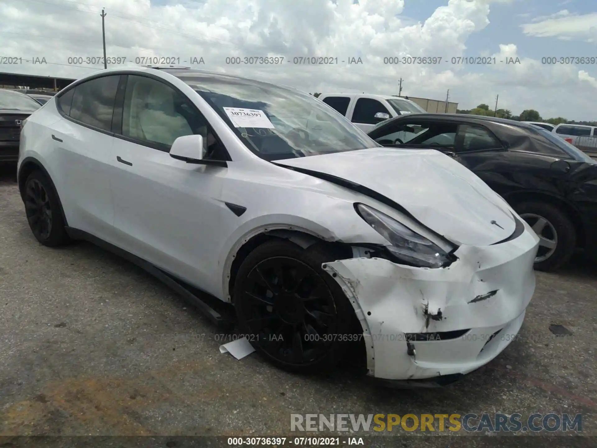 1 Photograph of a damaged car 5YJYGDEE4MF108722 TESLA MODEL Y 2021