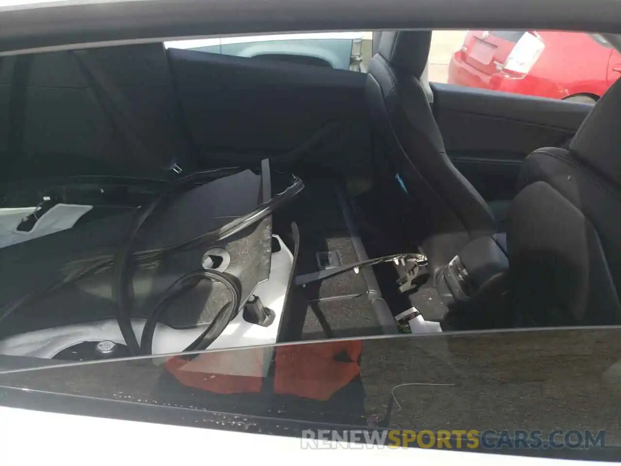 6 Photograph of a damaged car 5YJYGDEE4MF108915 TESLA MODEL Y 2021