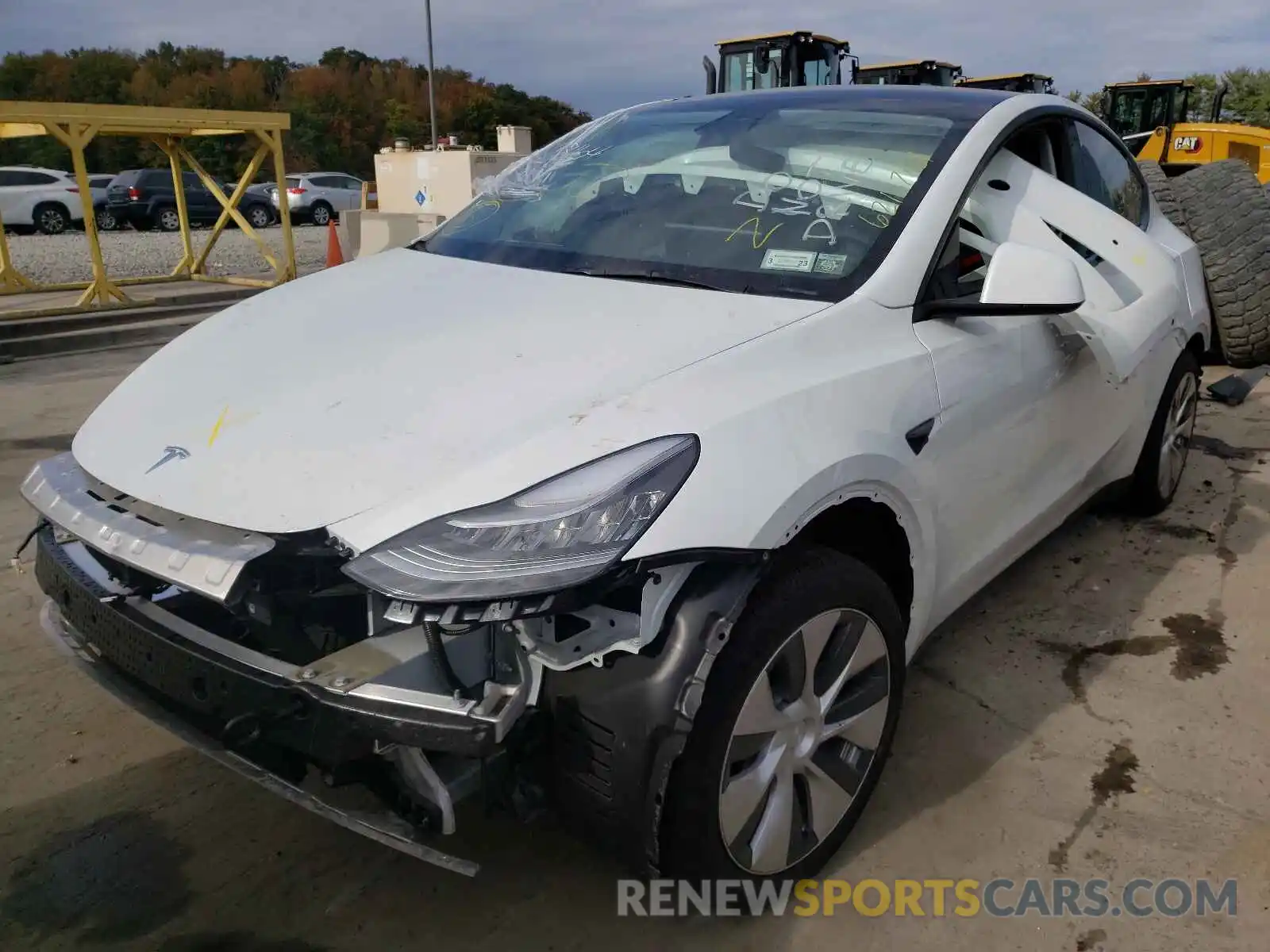 2 Photograph of a damaged car 5YJYGDEE4MF110020 TESLA MODEL Y 2021