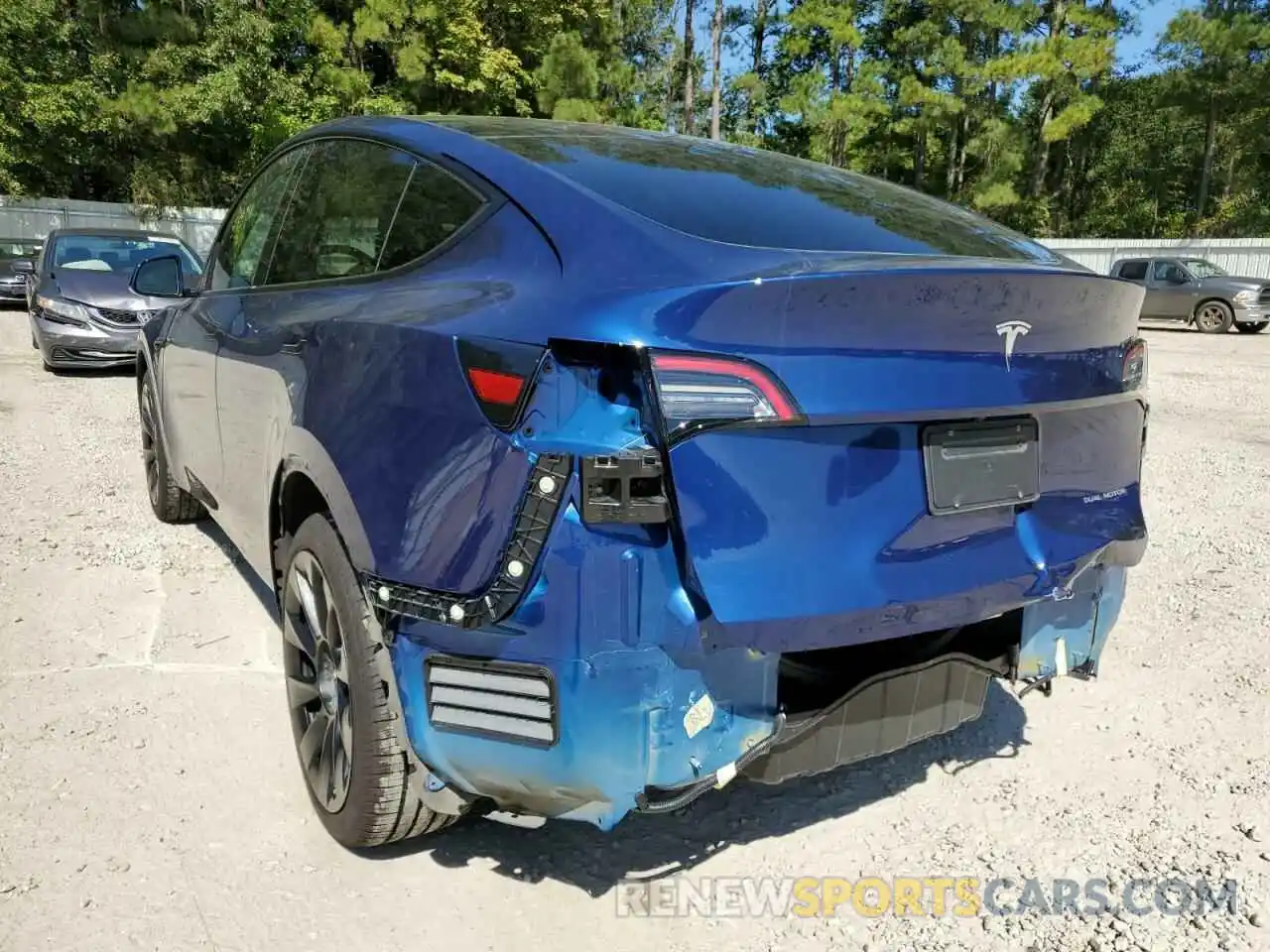 3 Photograph of a damaged car 5YJYGDEE4MF111507 TESLA MODEL Y 2021