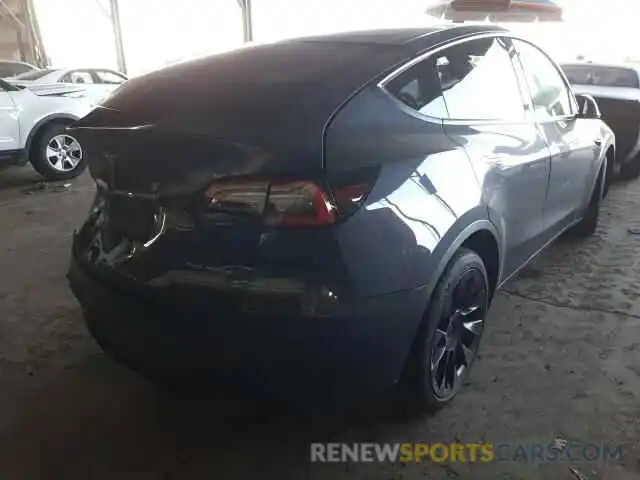 4 Photograph of a damaged car 5YJYGDEE4MF115461 TESLA MODEL Y 2021