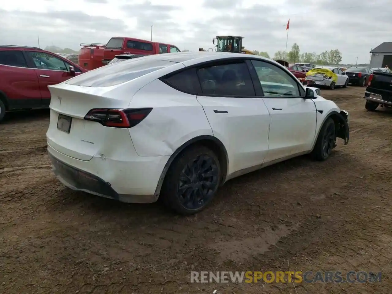 4 Фотография поврежденного автомобиля 5YJYGDEE4MF140019 TESLA MODEL Y 2021