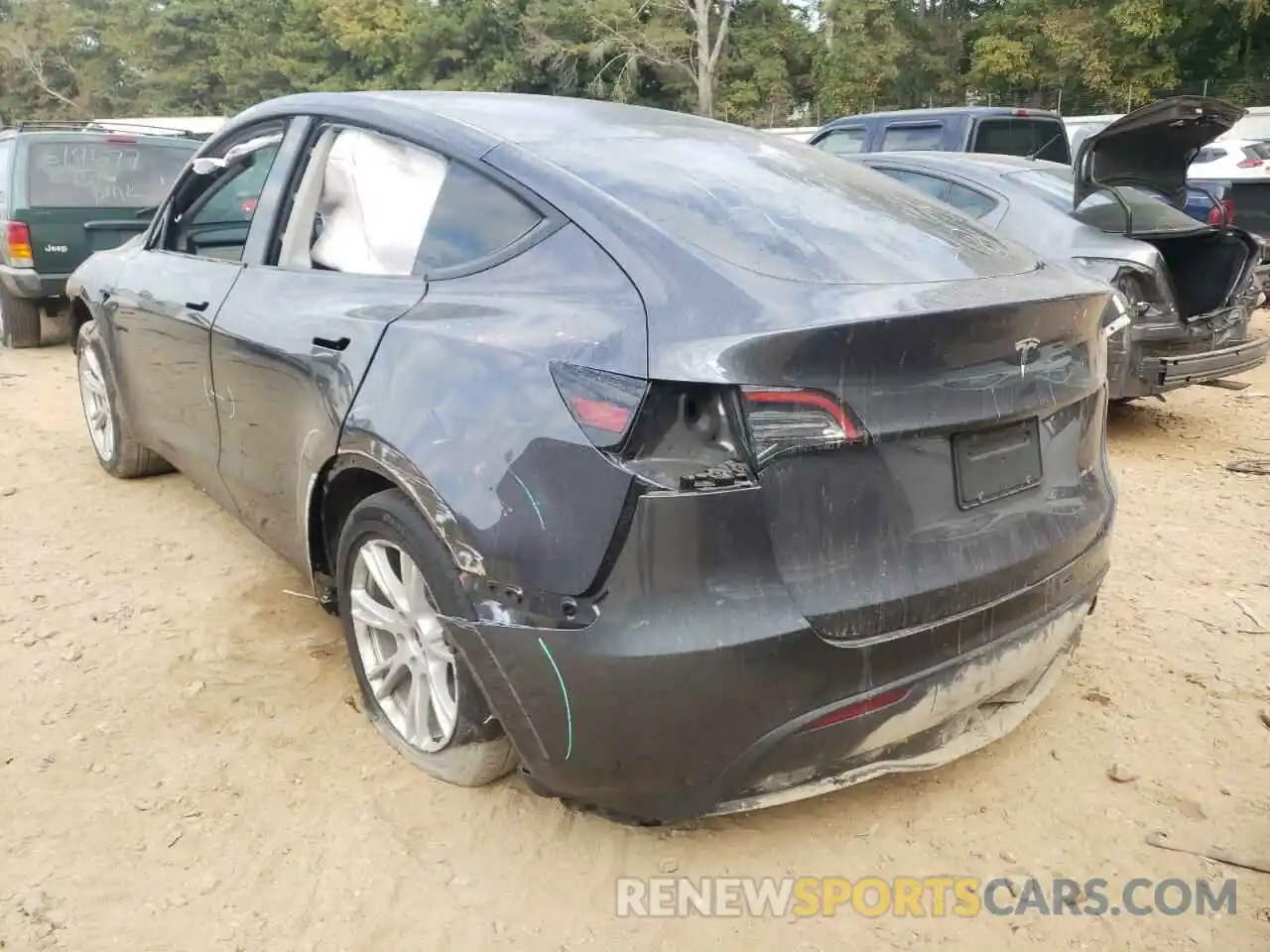 3 Photograph of a damaged car 5YJYGDEE4MF145169 TESLA MODEL Y 2021