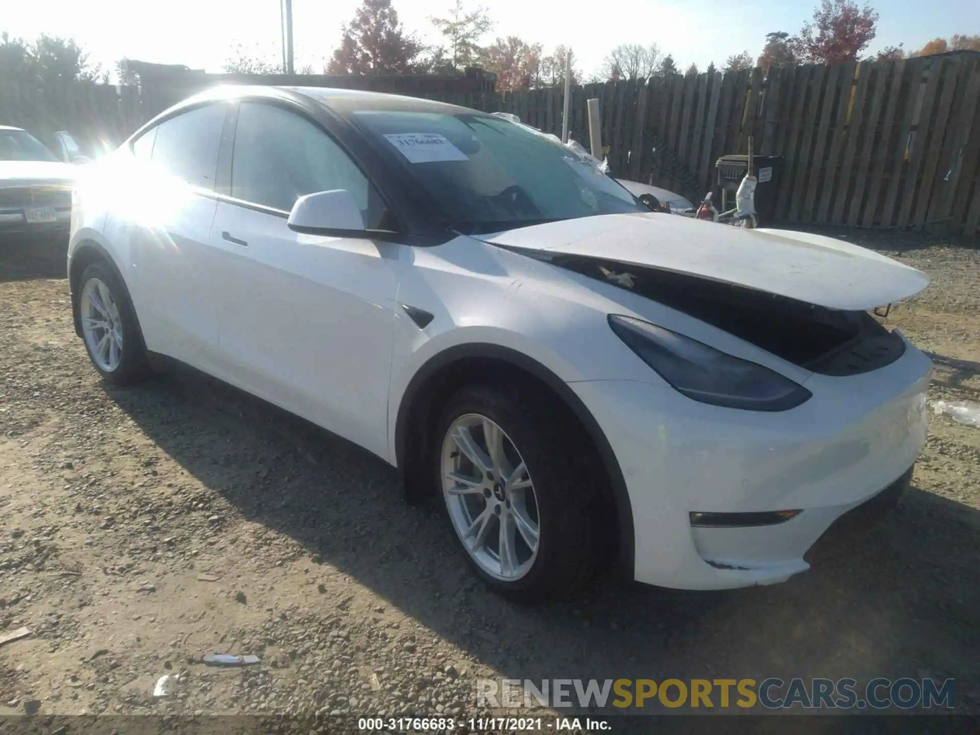 1 Photograph of a damaged car 5YJYGDEE4MF146483 TESLA MODEL Y 2021