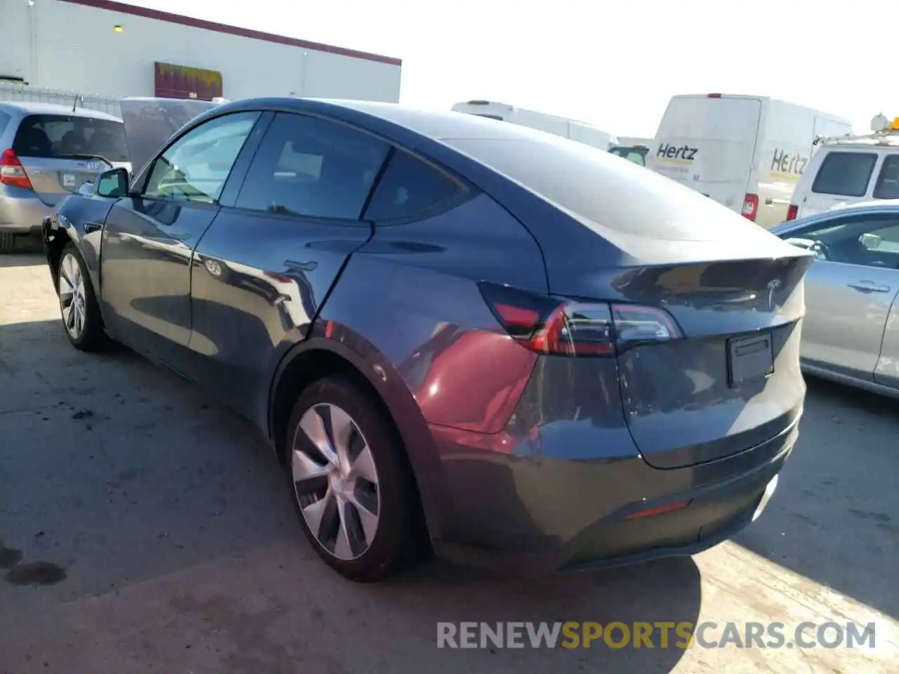 3 Photograph of a damaged car 5YJYGDEE4MF153465 TESLA MODEL Y 2021