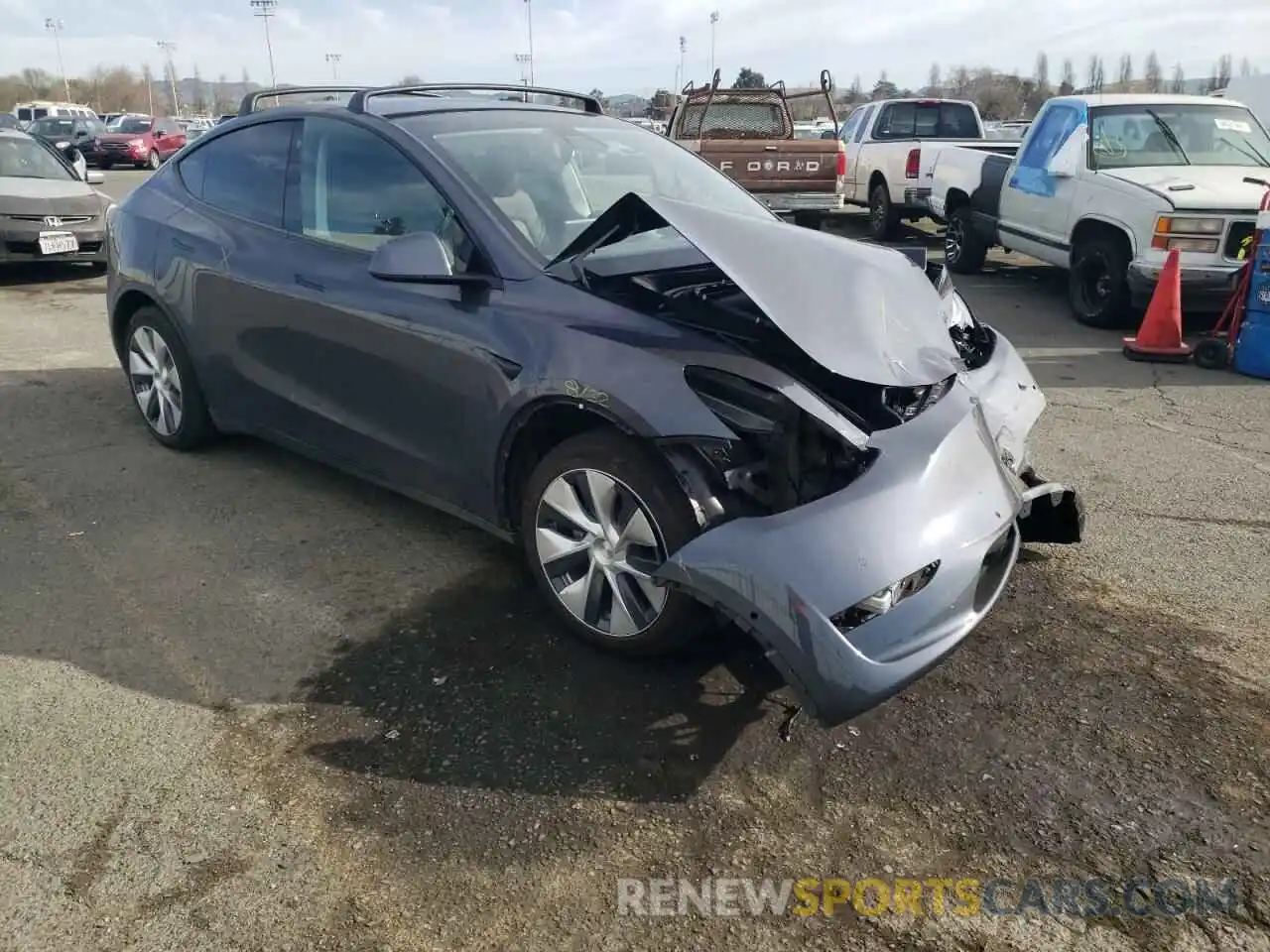 1 Photograph of a damaged car 5YJYGDEE4MF161100 TESLA MODEL Y 2021