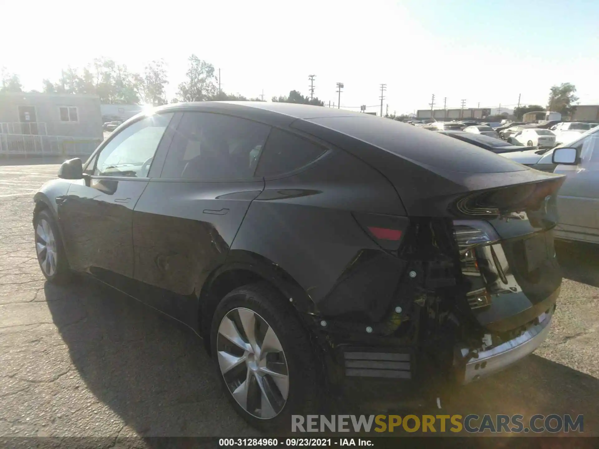 3 Photograph of a damaged car 5YJYGDEE4MF161162 TESLA MODEL Y 2021