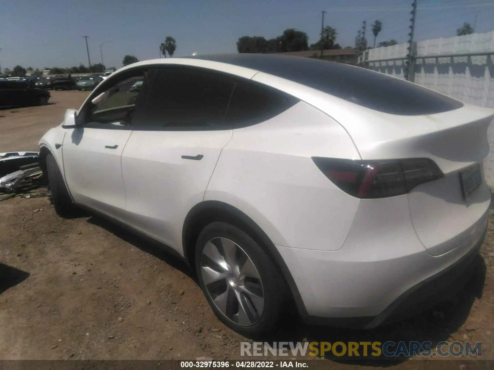 3 Photograph of a damaged car 5YJYGDEE4MF161873 TESLA MODEL Y 2021