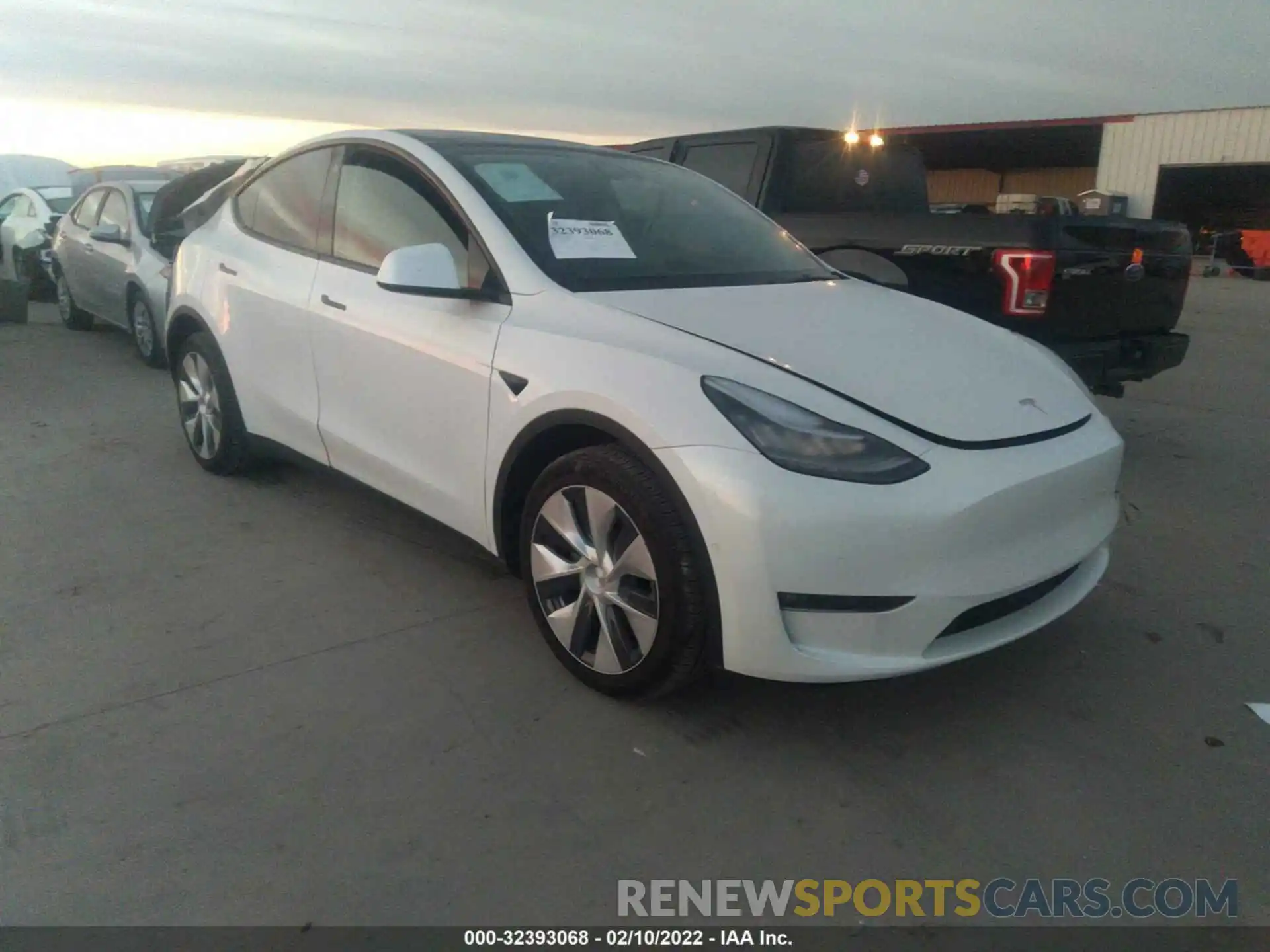 1 Photograph of a damaged car 5YJYGDEE4MF183971 TESLA MODEL Y 2021