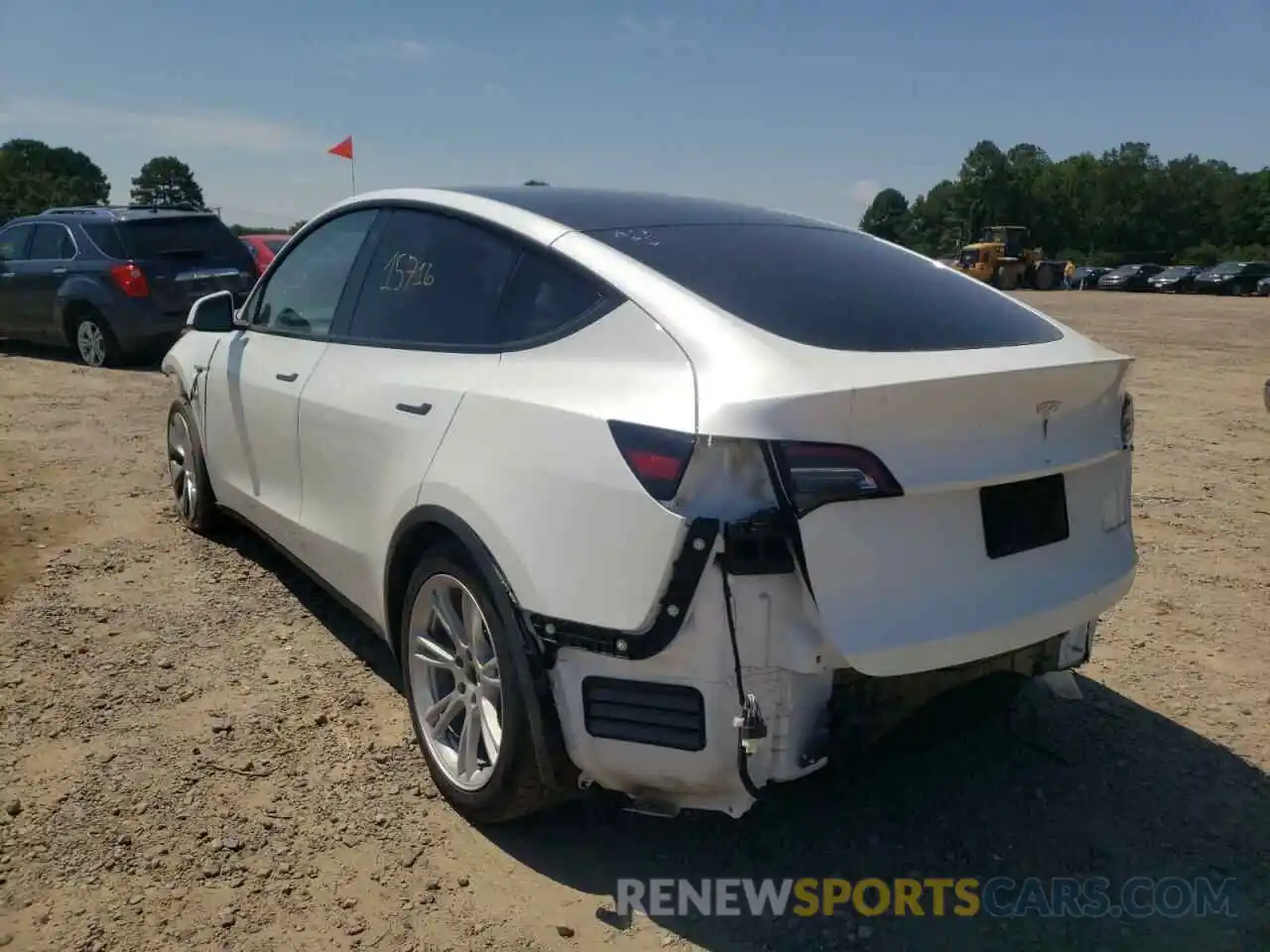 3 Photograph of a damaged car 5YJYGDEE4MF186286 TESLA MODEL Y 2021