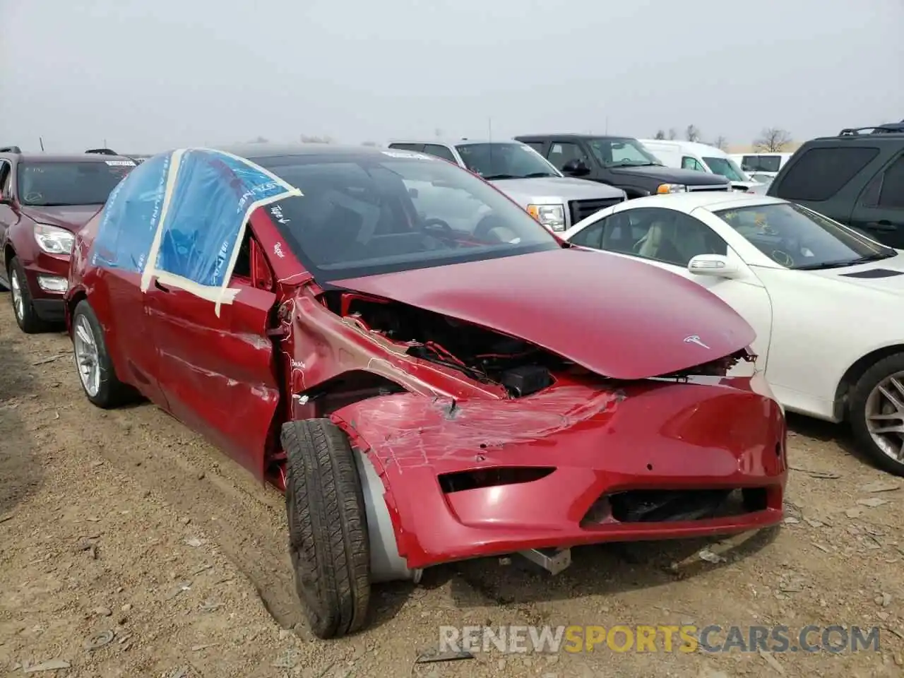 1 Photograph of a damaged car 5YJYGDEE4MF192038 TESLA MODEL Y 2021