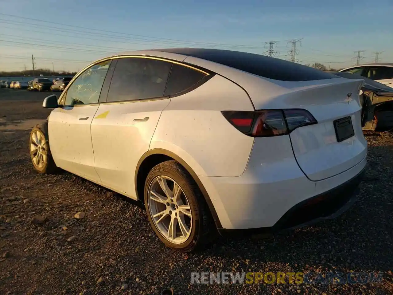 3 Photograph of a damaged car 5YJYGDEE4MF202969 TESLA MODEL Y 2021