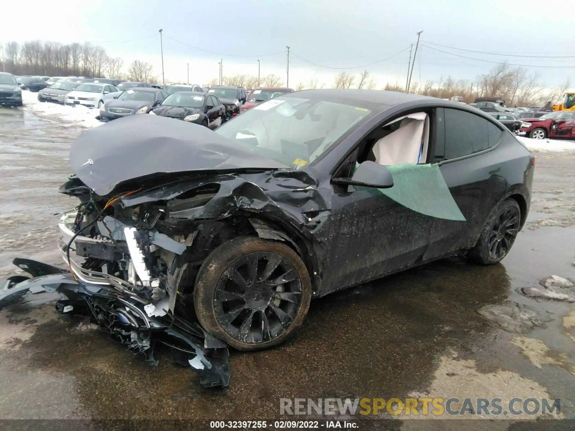 2 Photograph of a damaged car 5YJYGDEE4MF211185 TESLA MODEL Y 2021