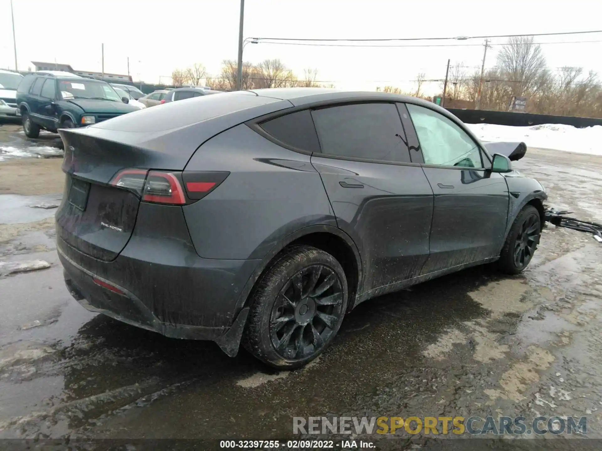 4 Фотография поврежденного автомобиля 5YJYGDEE4MF211185 TESLA MODEL Y 2021