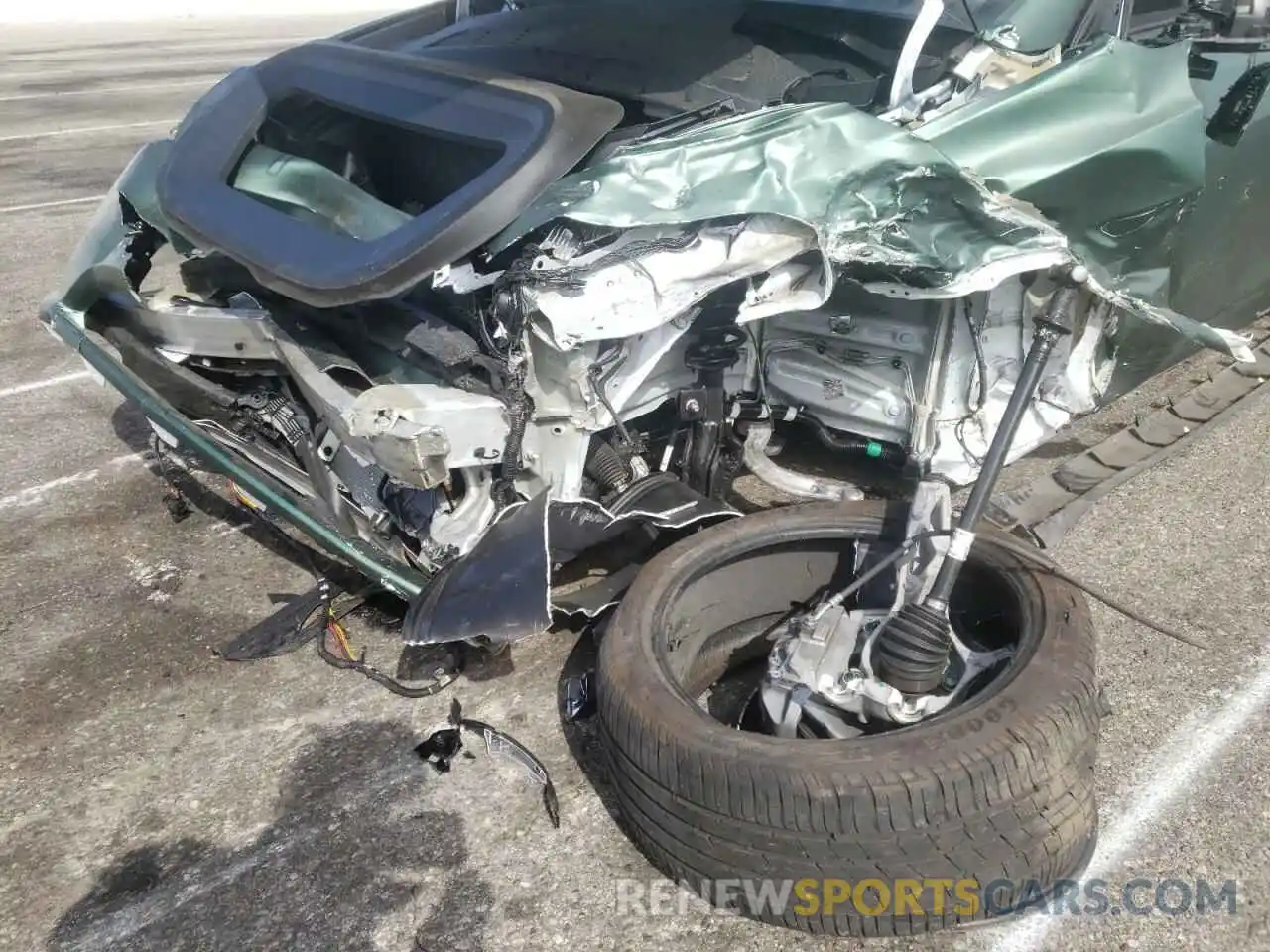 9 Photograph of a damaged car 5YJYGDEE4MF213339 TESLA MODEL Y 2021