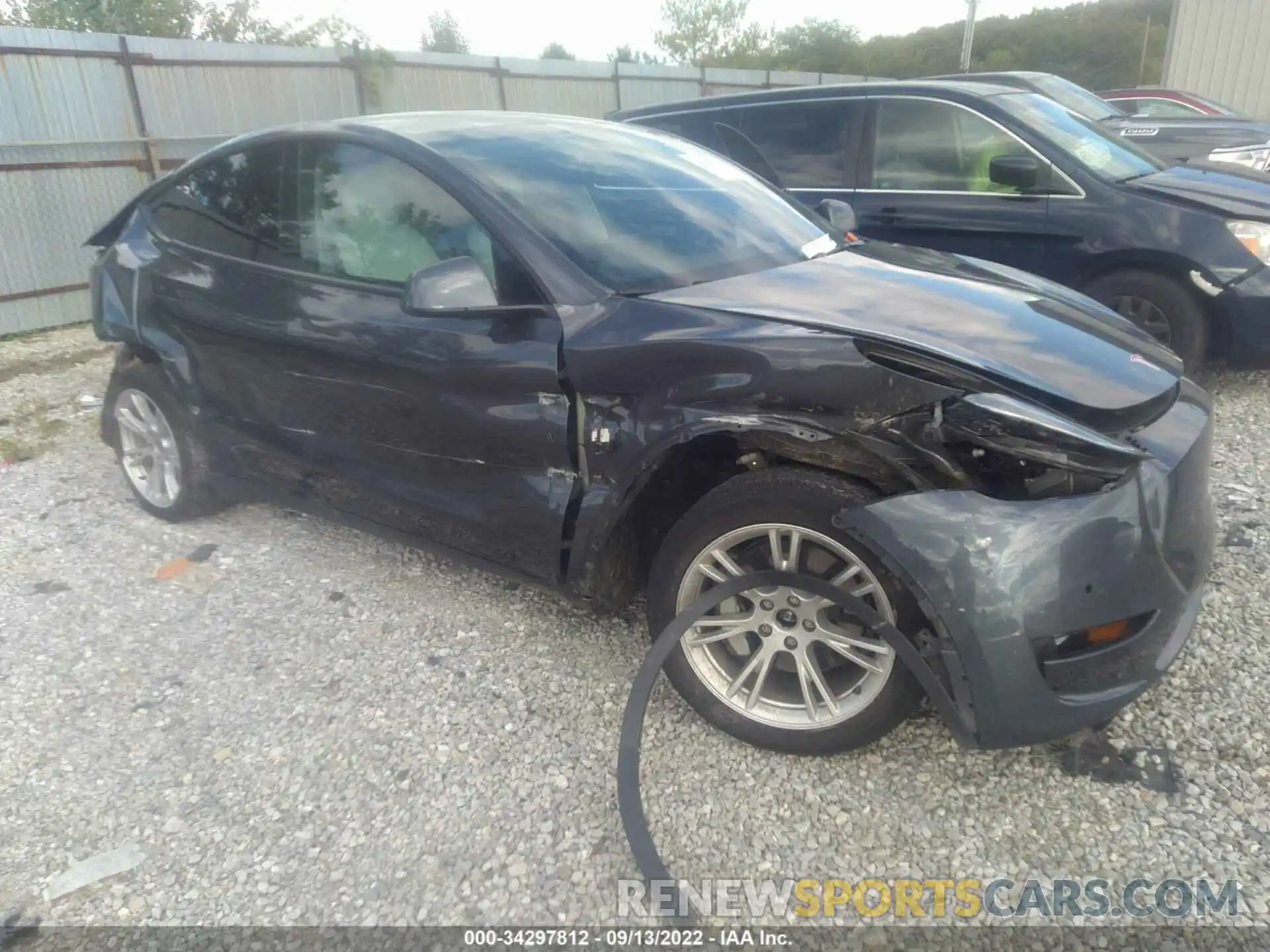 6 Photograph of a damaged car 5YJYGDEE4MF224549 TESLA MODEL Y 2021