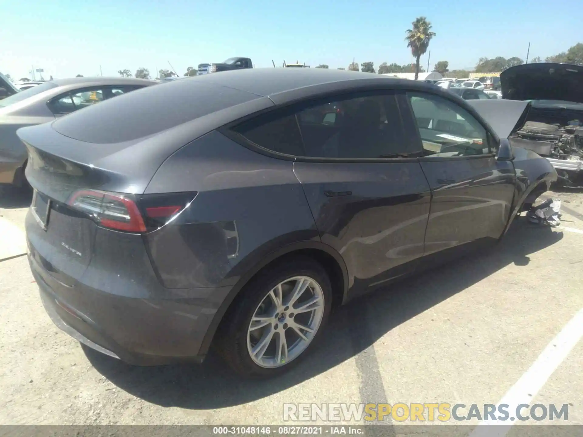 4 Photograph of a damaged car 5YJYGDEE4MF229038 TESLA MODEL Y 2021