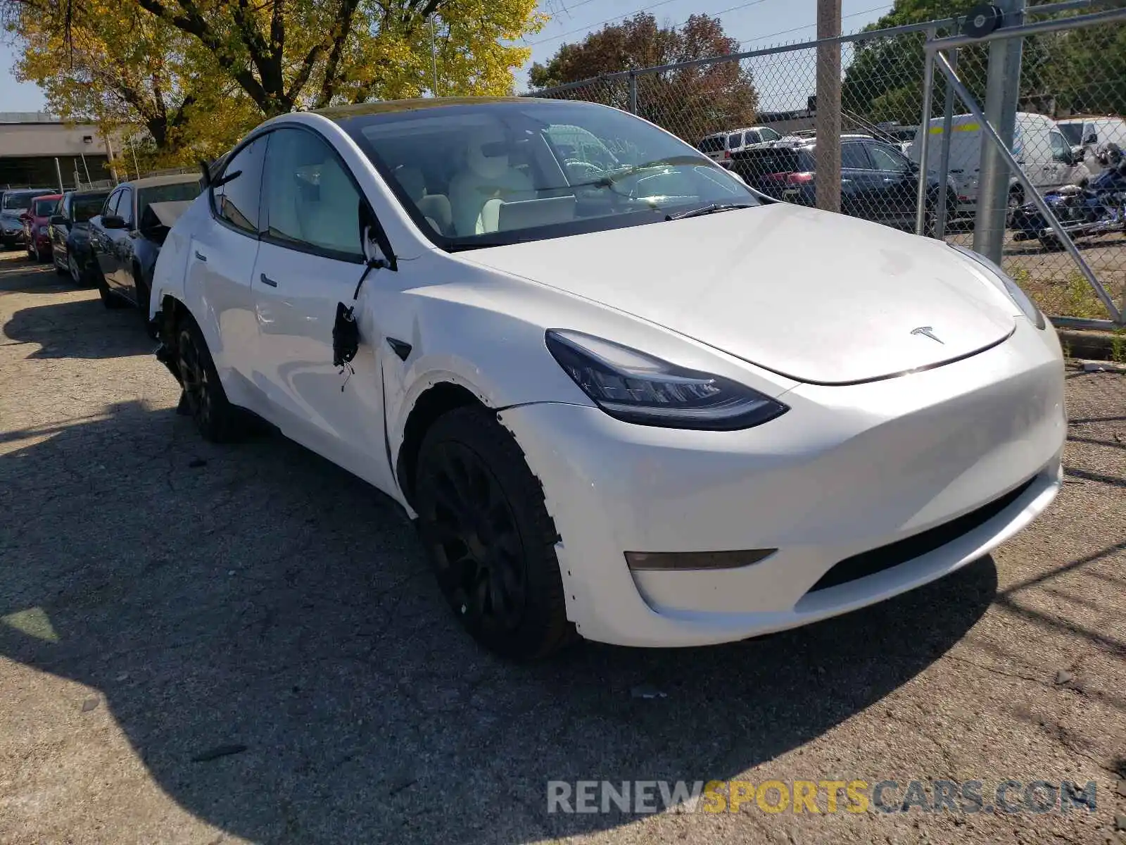 1 Photograph of a damaged car 5YJYGDEE4MF254375 TESLA MODEL Y 2021