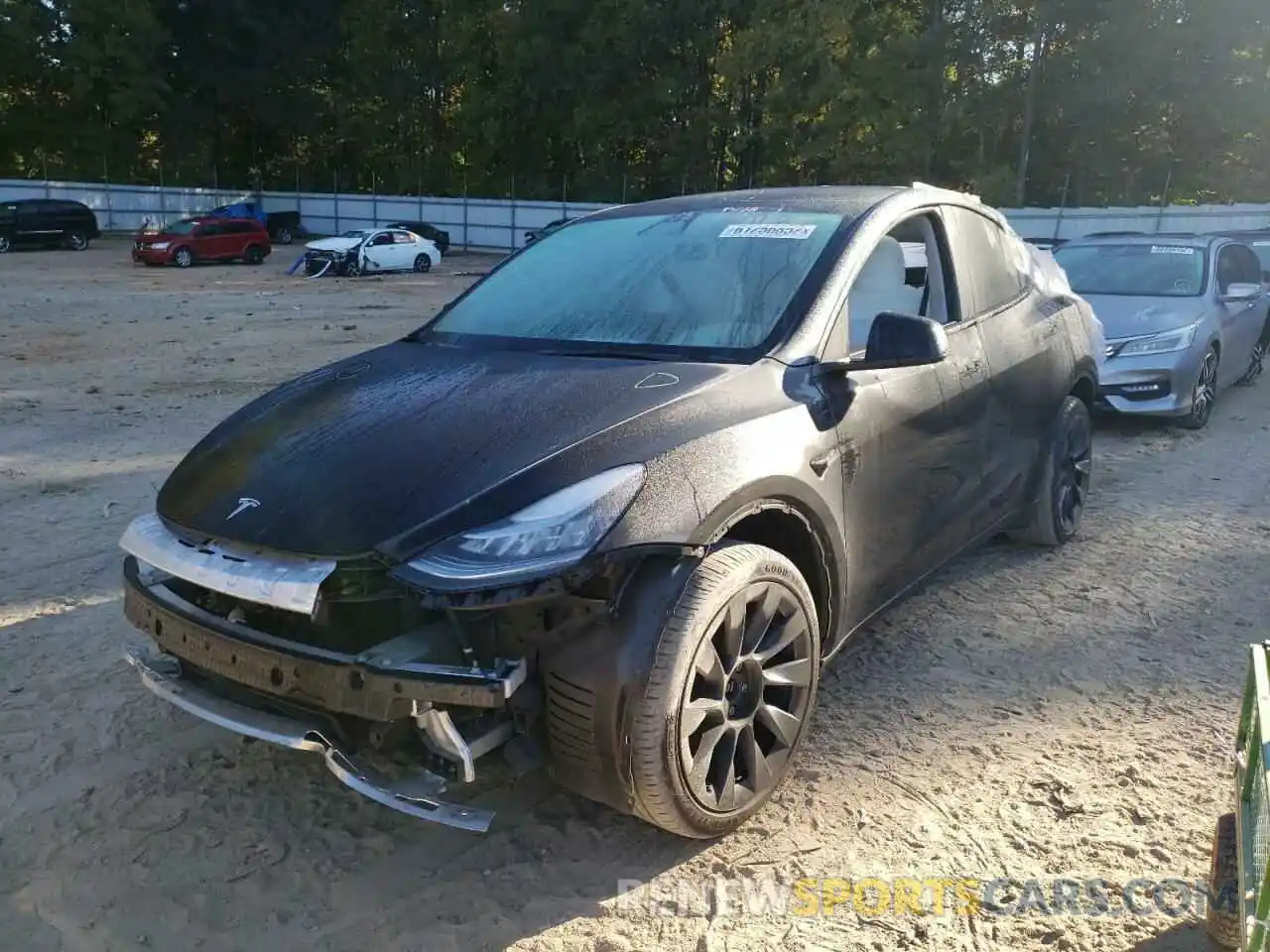 2 Photograph of a damaged car 5YJYGDEE4MF256367 TESLA MODEL Y 2021