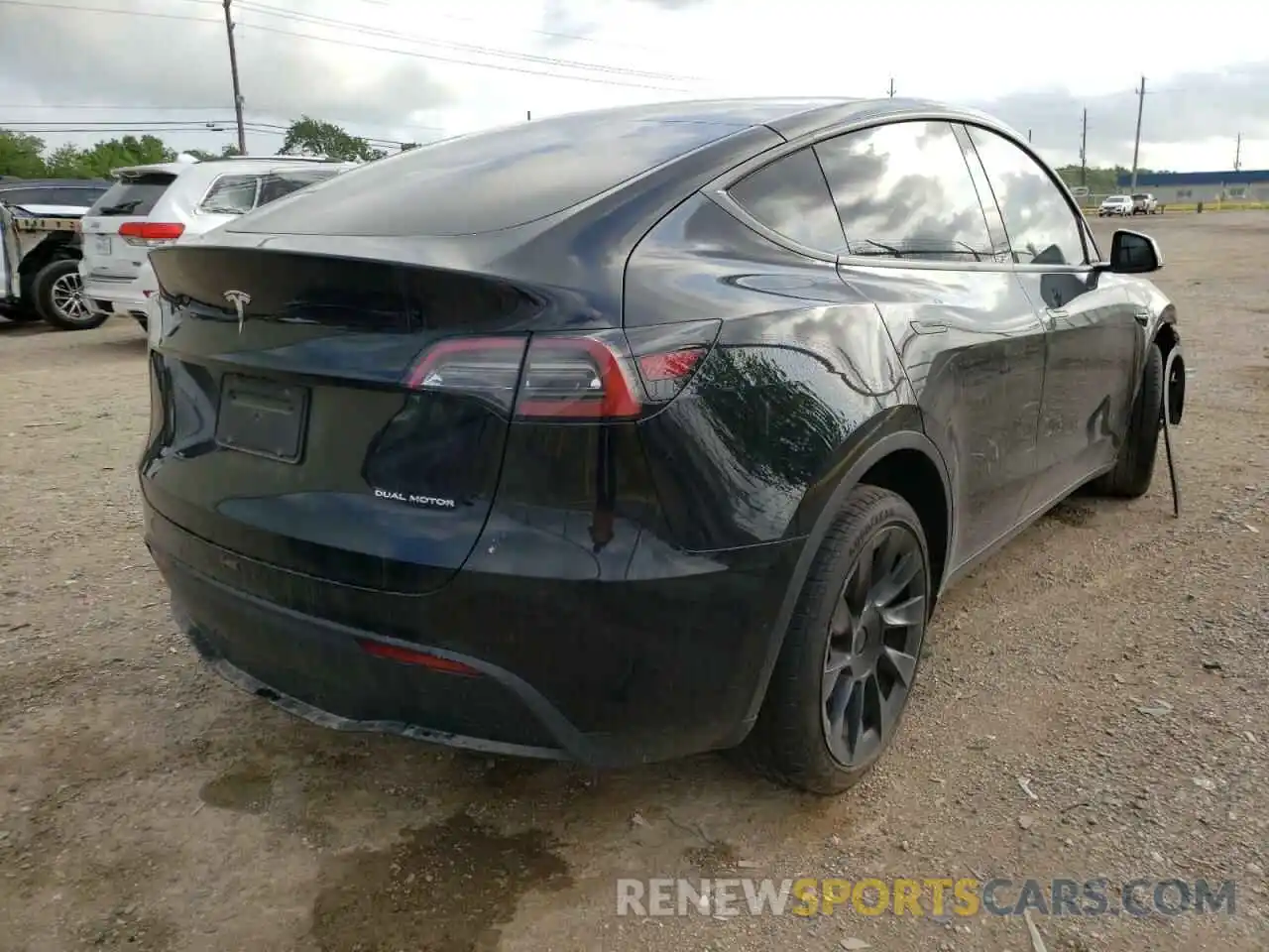 4 Фотография поврежденного автомобиля 5YJYGDEE4MF287361 TESLA MODEL Y 2021