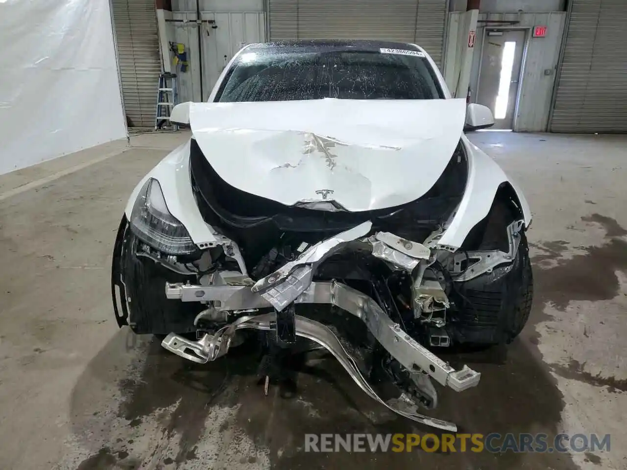 5 Photograph of a damaged car 5YJYGDEE4MF304126 TESLA MODEL Y 2021