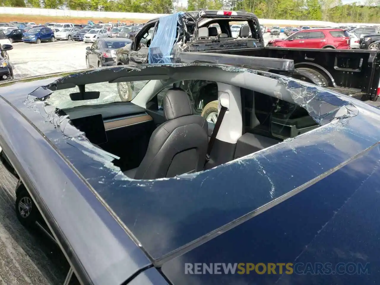 9 Photograph of a damaged car 5YJYGDEE5MF062186 TESLA MODEL Y 2021