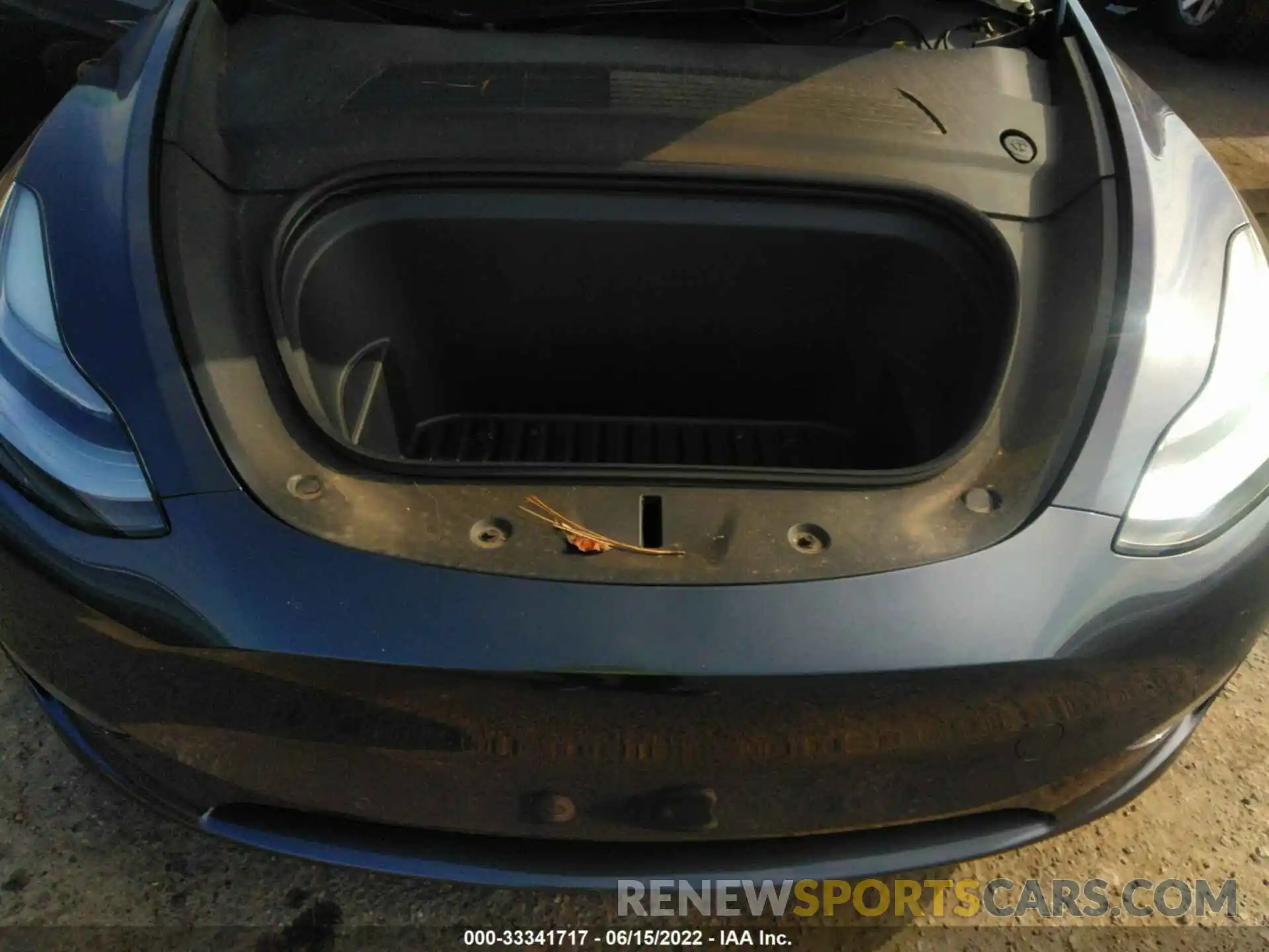 10 Photograph of a damaged car 5YJYGDEE5MF063080 TESLA MODEL Y 2021