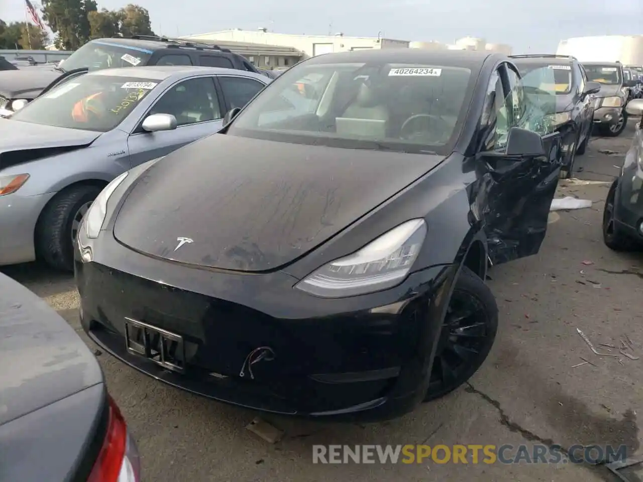 1 Photograph of a damaged car 5YJYGDEE5MF064939 TESLA MODEL Y 2021