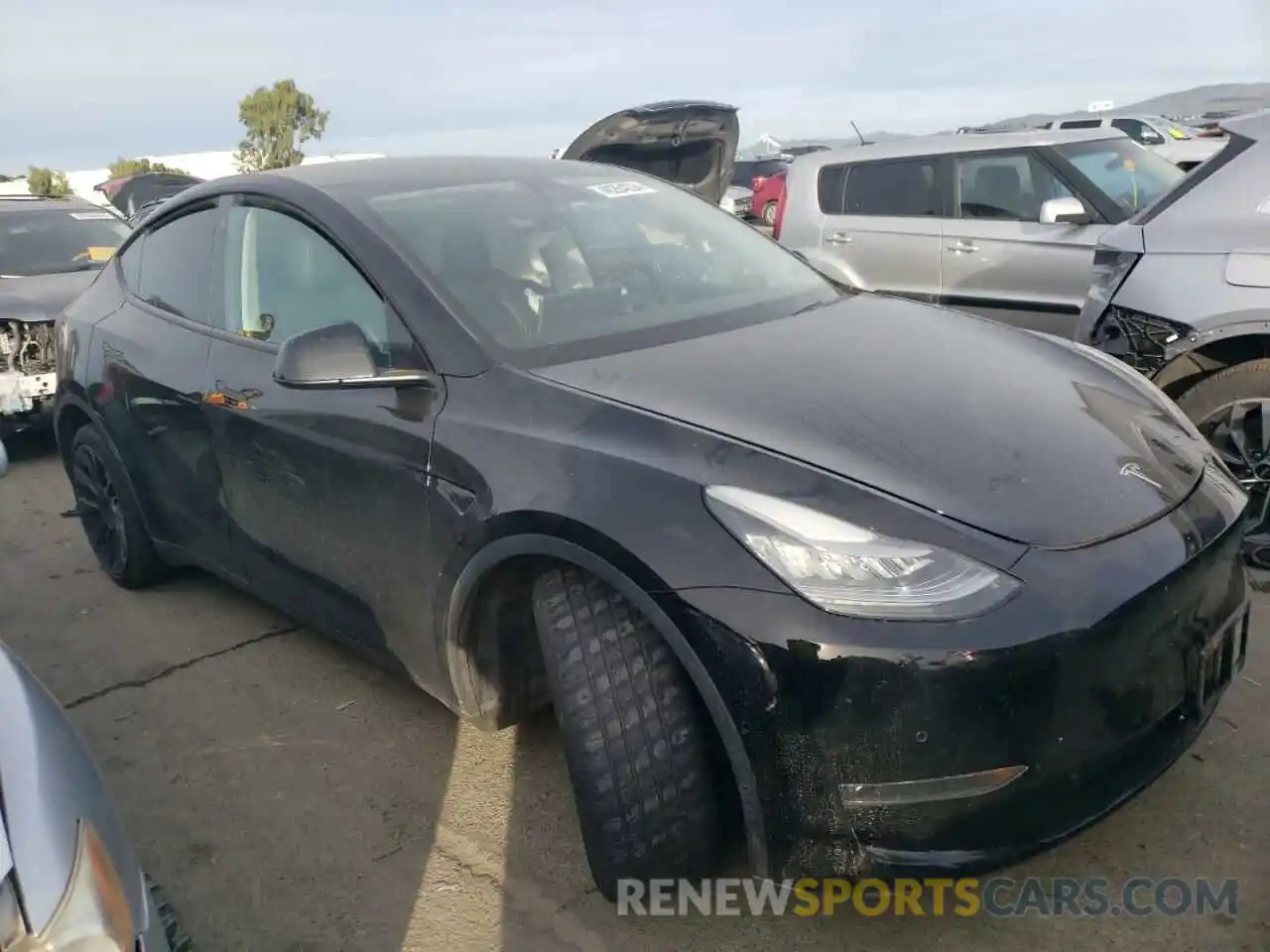 4 Фотография поврежденного автомобиля 5YJYGDEE5MF064939 TESLA MODEL Y 2021