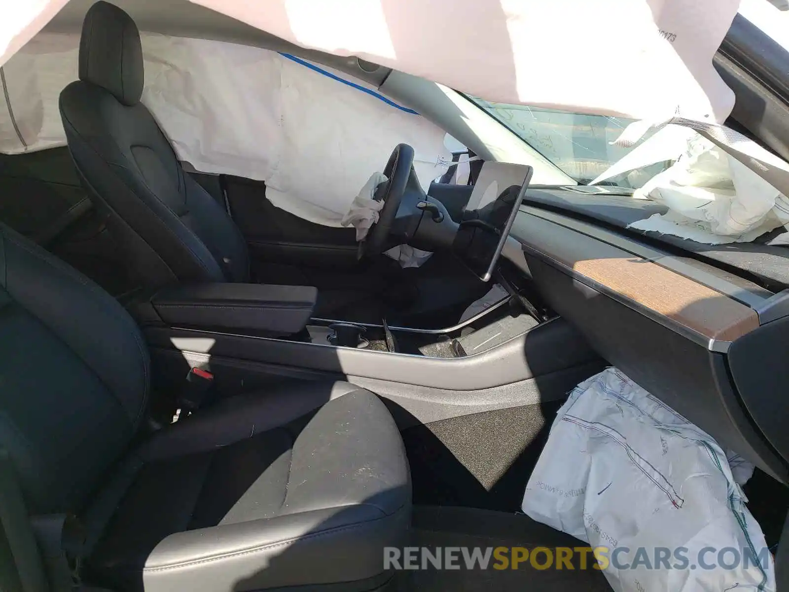 5 Photograph of a damaged car 5YJYGDEE5MF066402 TESLA MODEL Y 2021