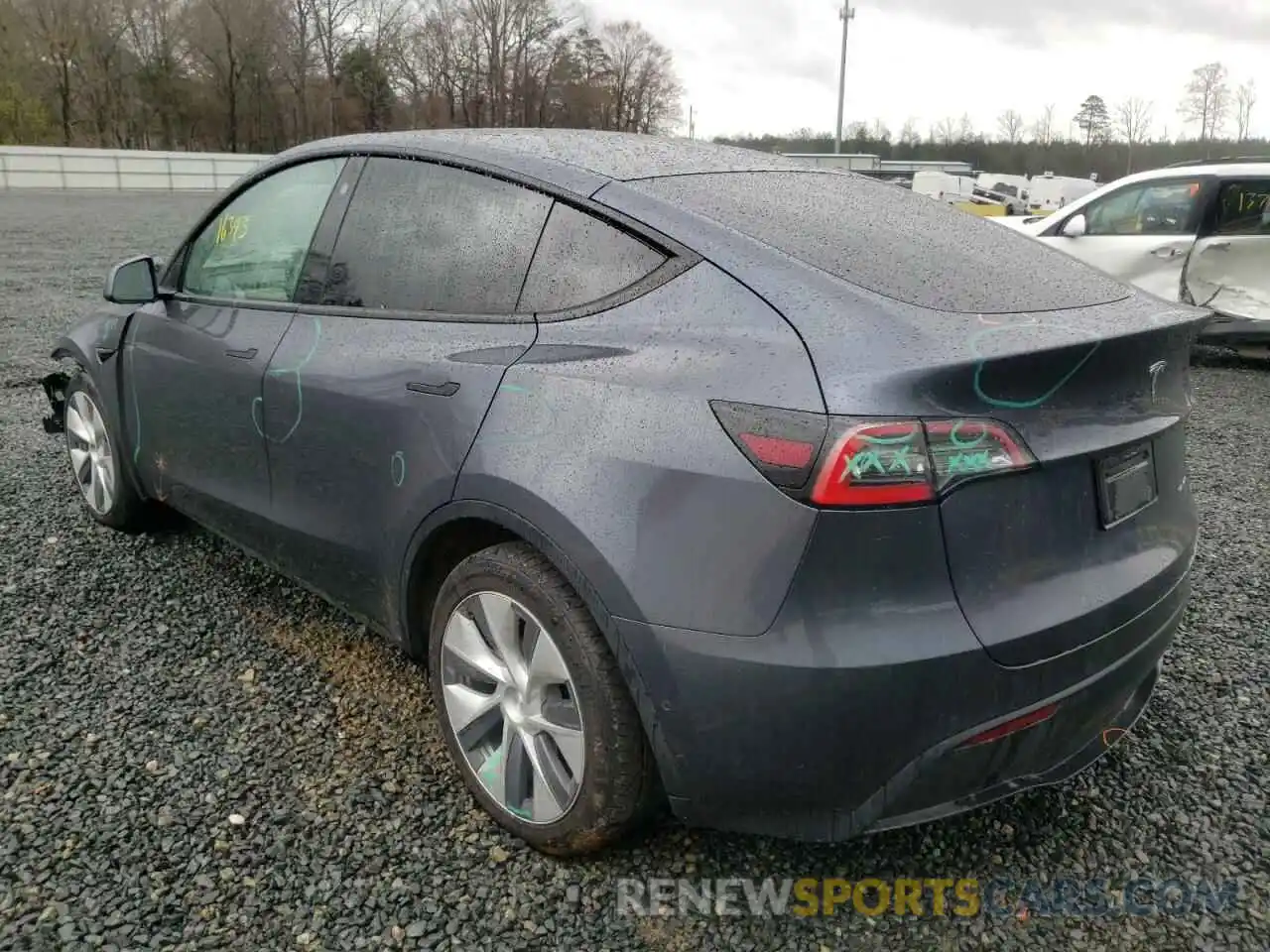 3 Photograph of a damaged car 5YJYGDEE5MF067209 TESLA MODEL Y 2021