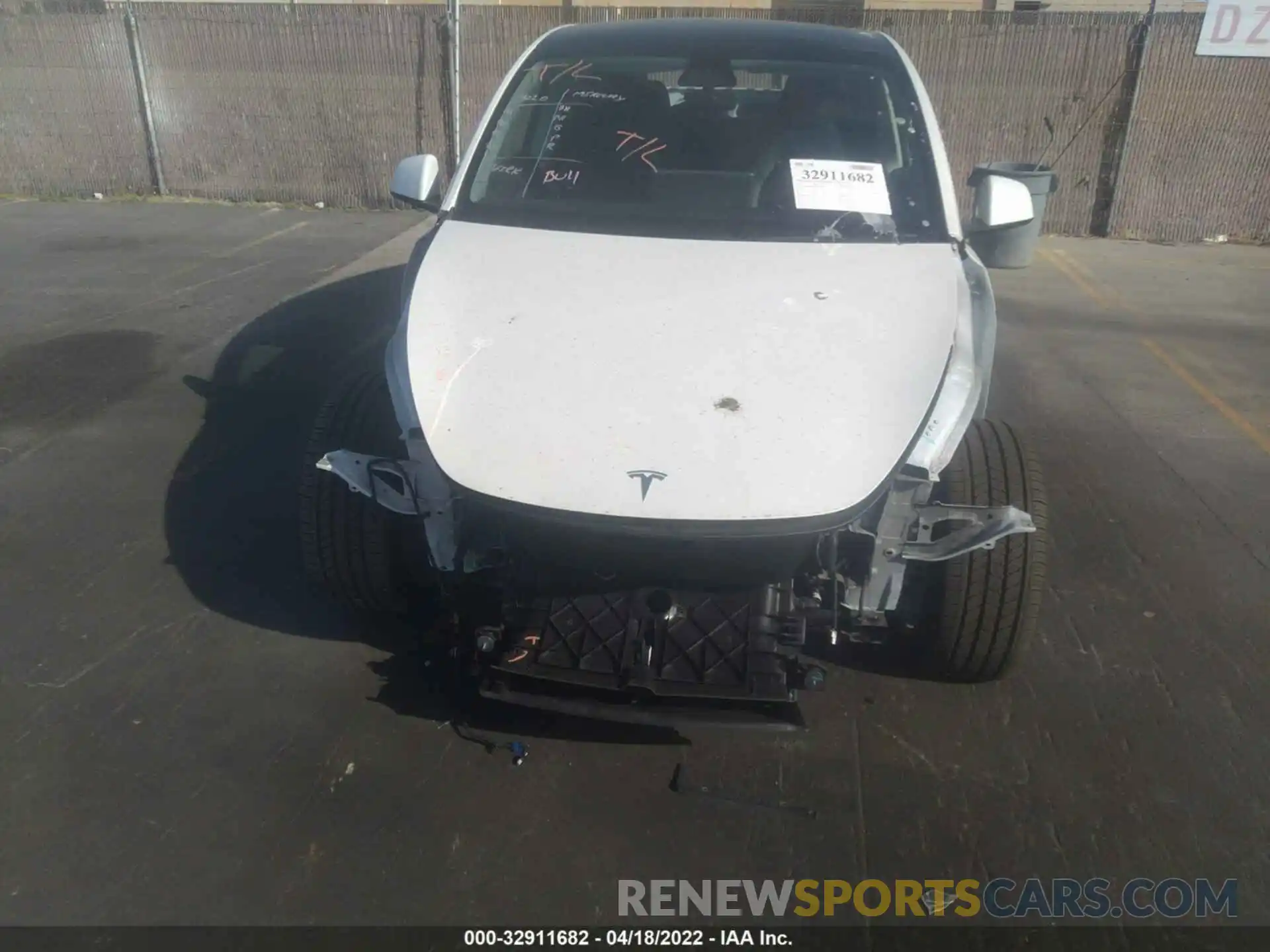 6 Photograph of a damaged car 5YJYGDEE5MF072801 TESLA MODEL Y 2021