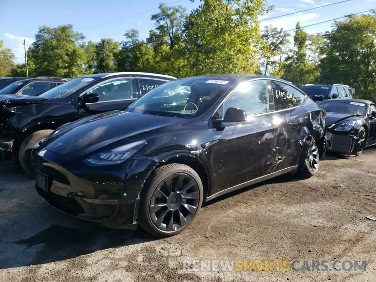 2 Photograph of a damaged car 5YJYGDEE5MF078016 TESLA MODEL Y 2021