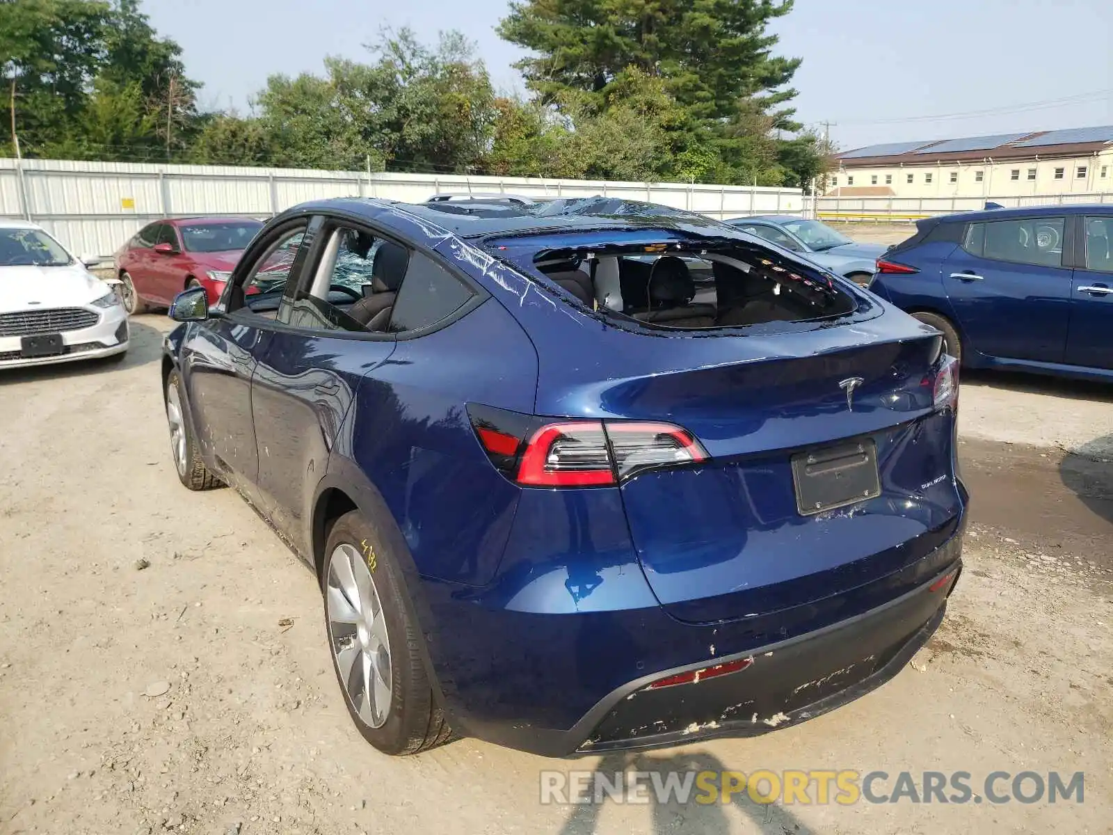 3 Фотография поврежденного автомобиля 5YJYGDEE5MF082700 TESLA MODEL Y 2021