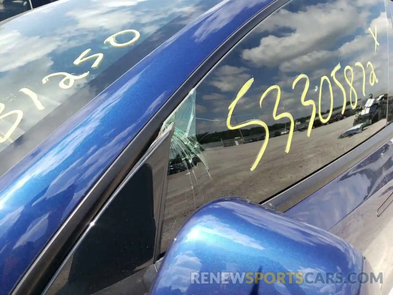 9 Photograph of a damaged car 5YJYGDEE5MF083782 TESLA MODEL Y 2021