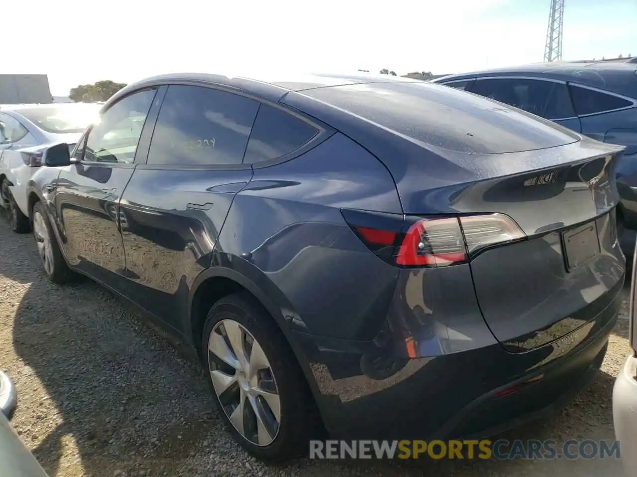 3 Photograph of a damaged car 5YJYGDEE5MF086116 TESLA MODEL Y 2021