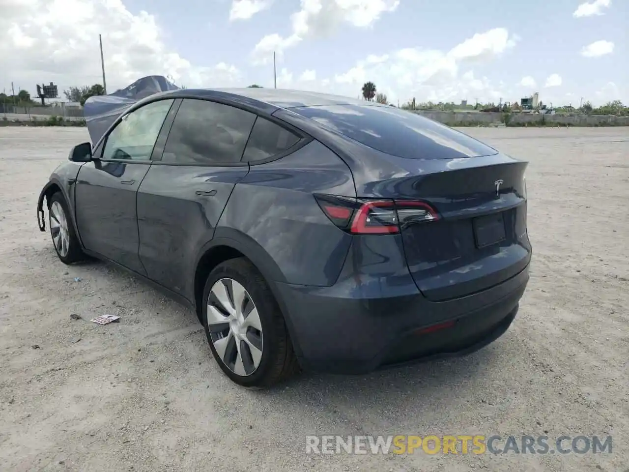 3 Photograph of a damaged car 5YJYGDEE5MF087606 TESLA MODEL Y 2021