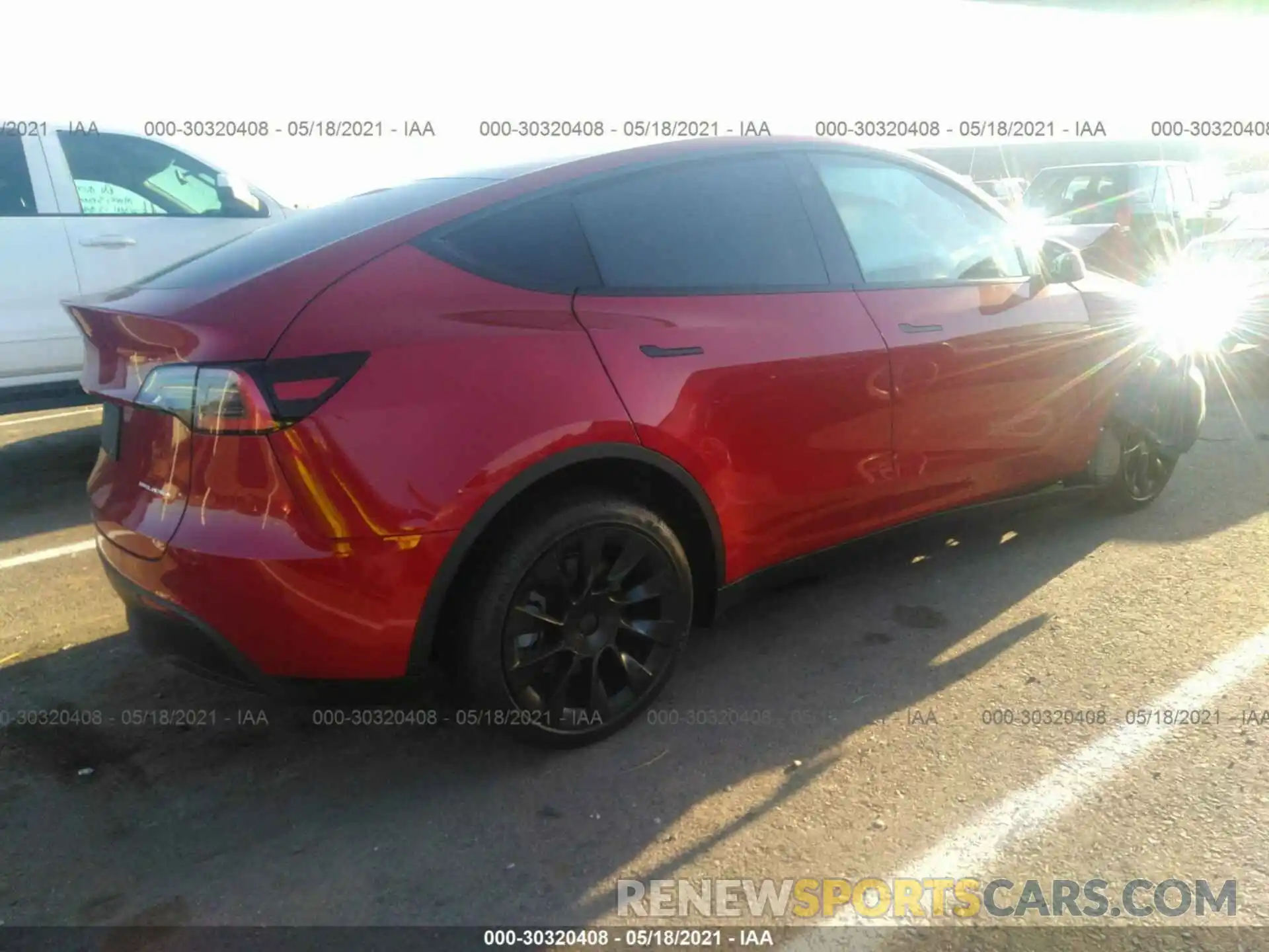 4 Фотография поврежденного автомобиля 5YJYGDEE5MF089789 TESLA MODEL Y 2021